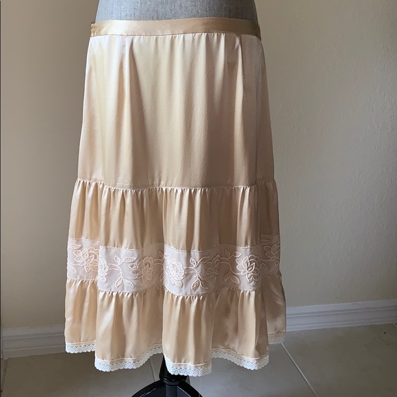 Banana Republic Silk Long Skirt - Picture 6 of 13